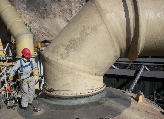 instalacion de tanques y tuberia en fibra de vidrio prfv